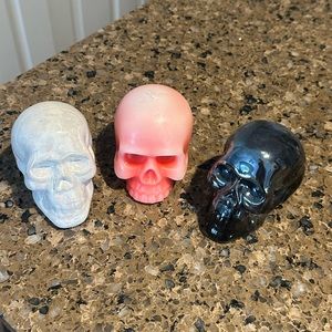 set of skulls (3)
